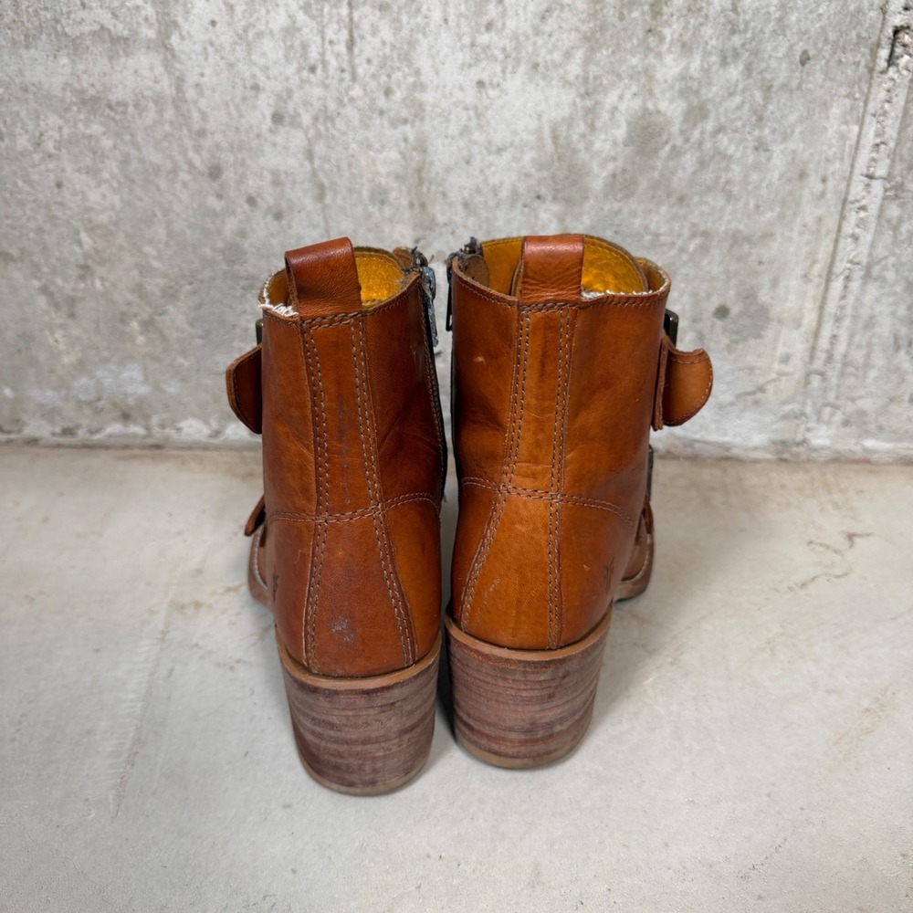 Frye Sabrina Tan Leather Double Buckle Moto Ankle Boots 8.5 M Made in USA - Picture 8 of 8